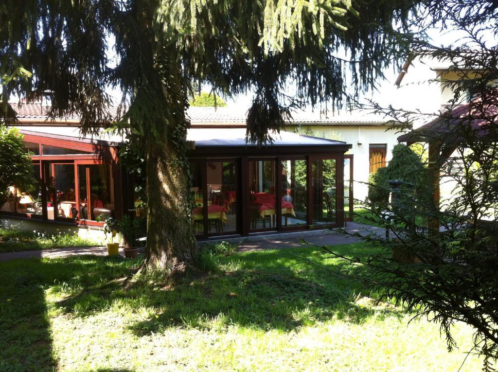 Les Tilleuls Montbeliard Sud Audincourt Zewnętrze zdjęcie